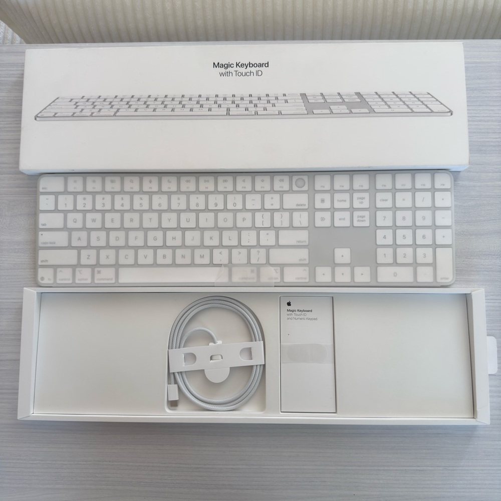 Apple Magic Keyboard with Touch ID - Silver and White